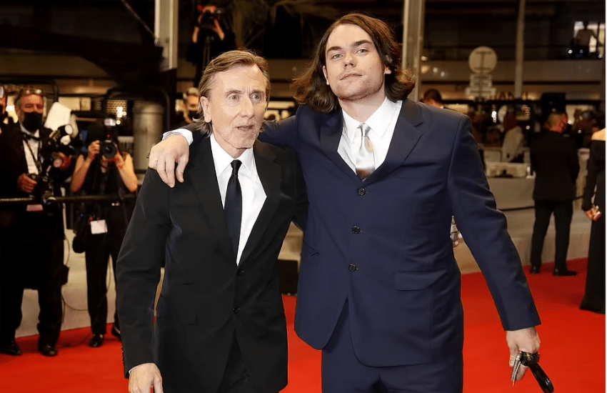 Tim Roth e lo straziante addio al figlio Cormac: “Il suo spirito era pieno di luce e bontà”
