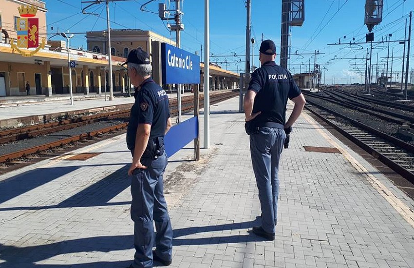 Rail Safe Day, fermati quattro viaggiatori che attraversavano i binari alla Stazione Centrale di Catania