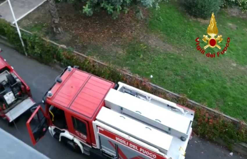 [FOTO] Appartamento prende fuoco a Monte Po’: paura per un 60enne