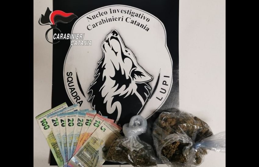 San Cristoforo, nasconde droga nel forno della cucina, arrestato pusher 28enne