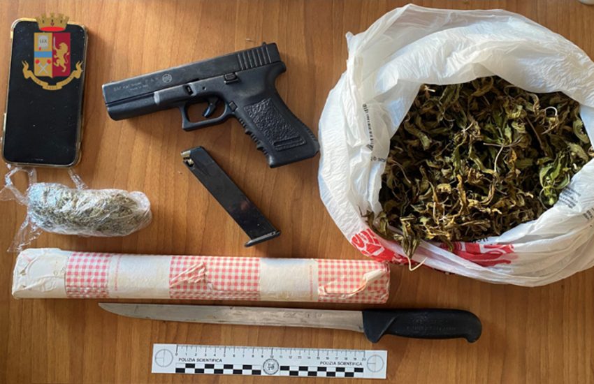 “Agli arresti domiciliari, ma spaccia droga ed è pericoloso”. Dalla segnalazione su “YouPol” scatta l’indagine, un arresto e una denuncia