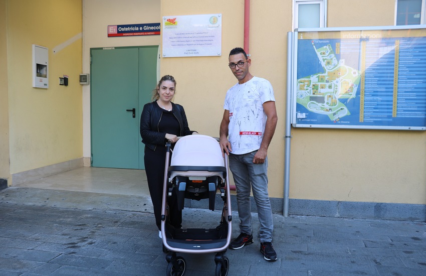 Dimessa la piccola Alessandra dall’ospedale Cannizzaro: è la prima bambina nata da donna con trapianto di utero