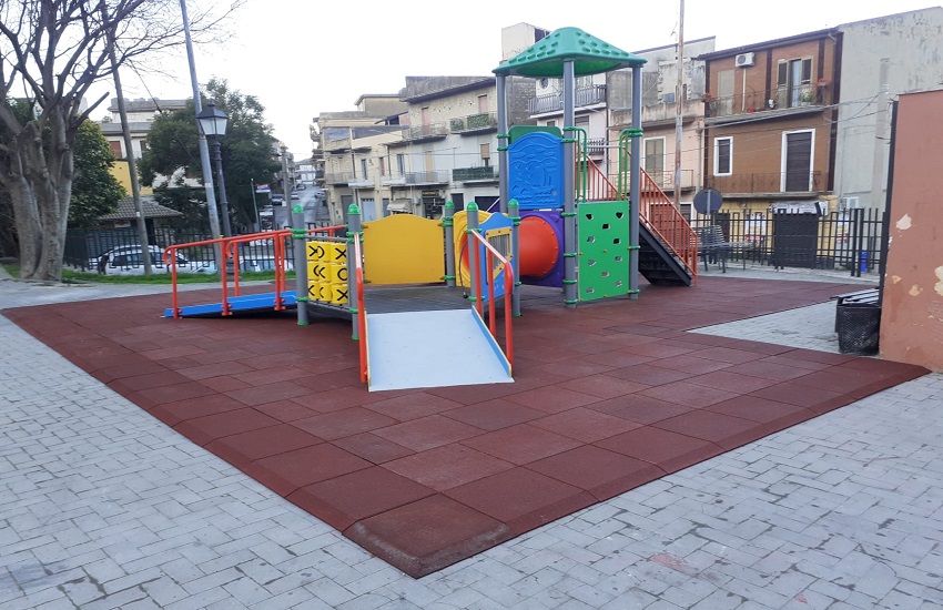 Regione Siciliana stanzia oltre 700mila euro per 19 parchi gioco inclusivi: ecco dove sono previsti