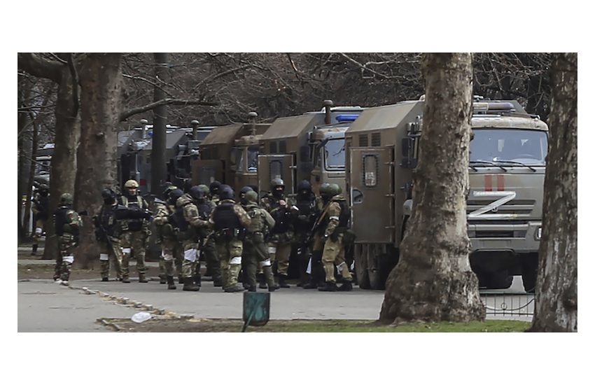 Ucraina: i russi si ritirano da Kherson, gli Usa pronti a un incontro con Mosca
