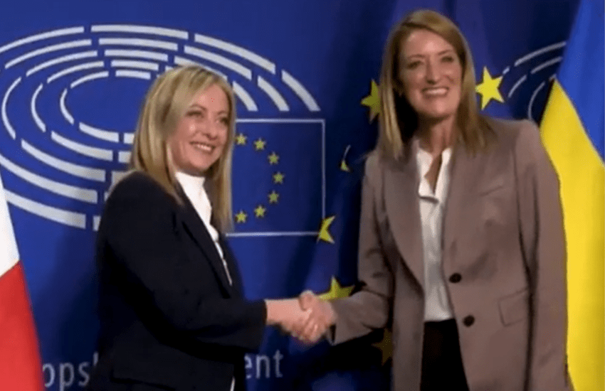 Giorgia Meloni supera l’esame a Bruxelles: “Siamo totalmente allineati” (VIDEO)