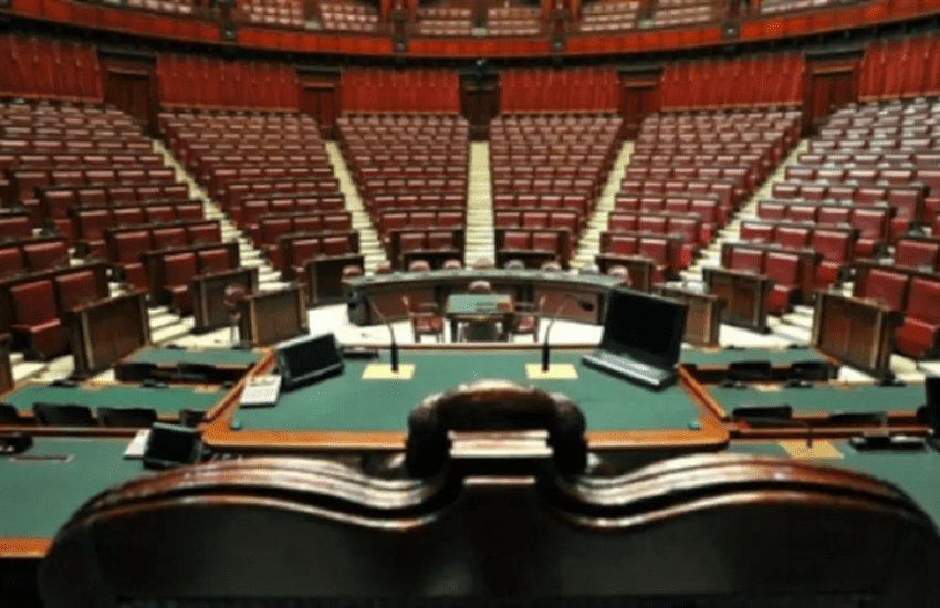 Camera: il taglio dei deputati non diminuisce i costi