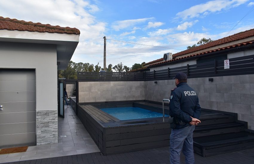 [GALLERY e VIDEO] Polizia e Procura sequestrano beni per 2 milioni e mezzo di euro a esponenti clan Cappello