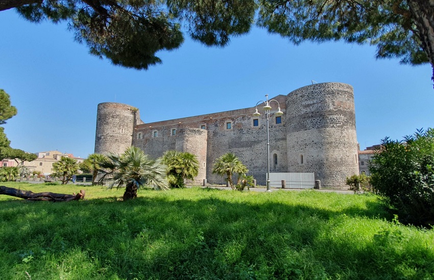 [GALLERY] Catania, sabato 19 novembre al Castello Ursino presentazione della mostra documentaria su Giovanni Verga per il centenario della sua morte