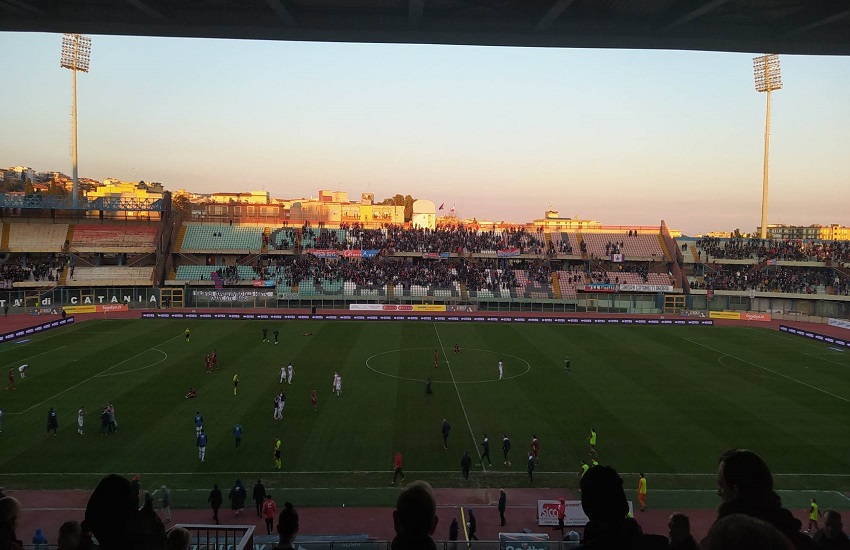 Il Trapani “sveglia” il Catania e al Massimino i rossazzurri vincono 2-1