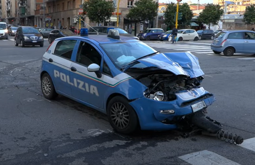 Roma, volante si scontra con una Panda sulla Tiburtina: drammatico incidente a catena (VIDEO)