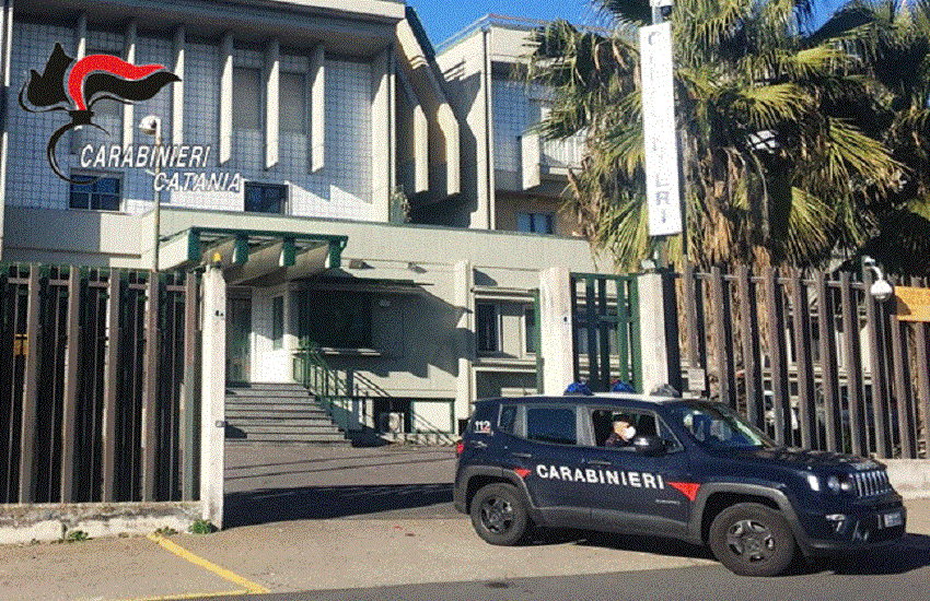 Viagrande, minaccia i genitori per avere i soldi della droga ed evade i domiciliari: in carcere 42enne