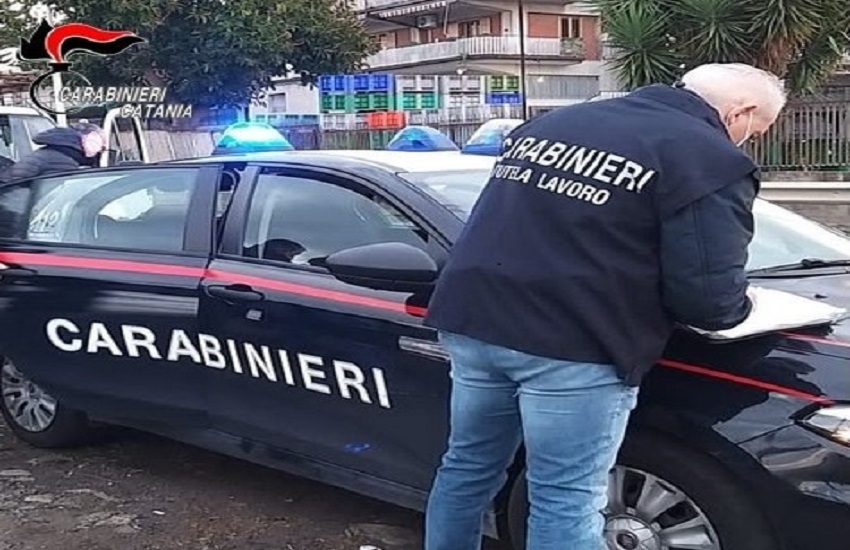Randazzo, operazione Buon Natale sicuro dei Carabinieri: denunciati due titolari di bar