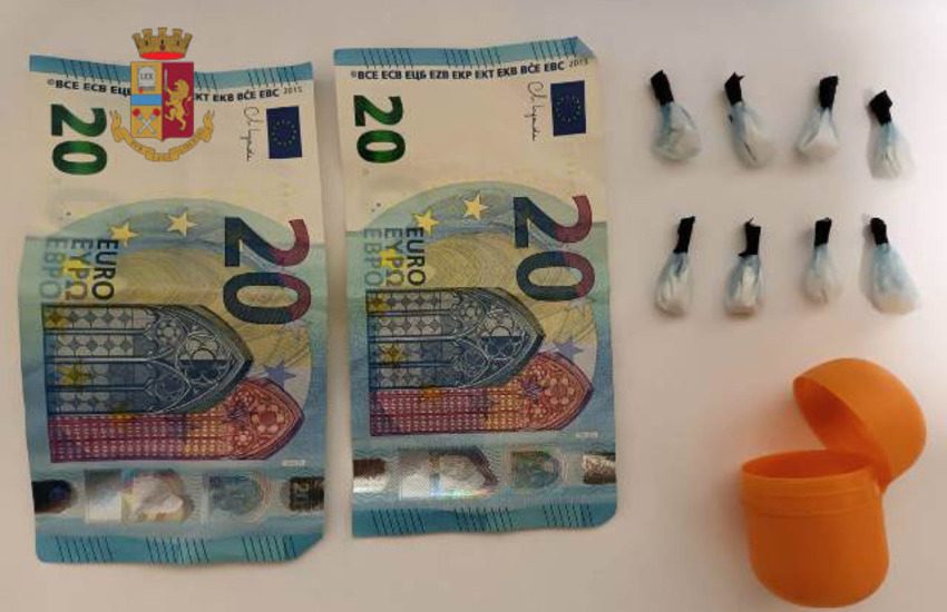 Cocaina nascosta negli ovetti Kinder, arrestato per spaccio 45enne salentino