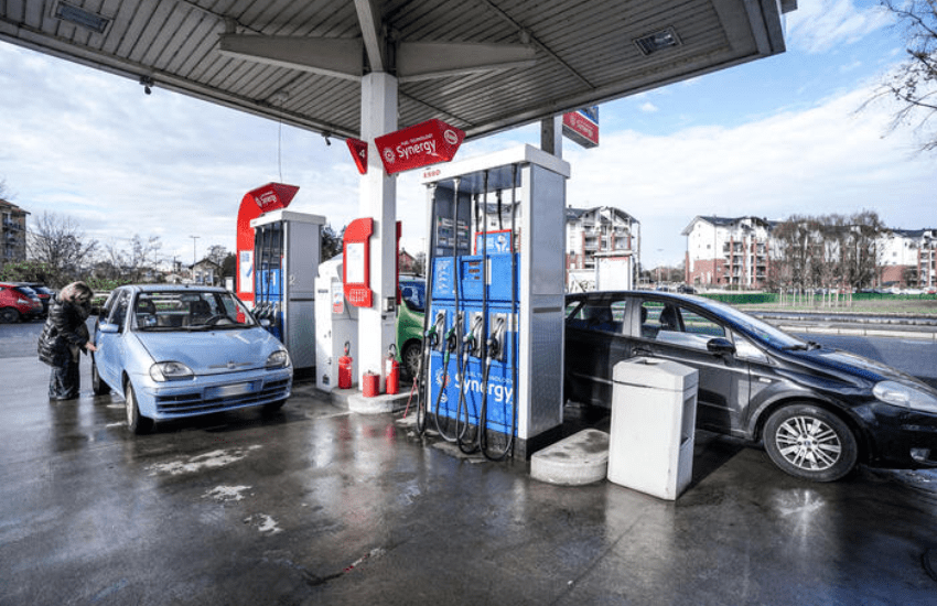 Benzinai, il vademecum dello sciopero: “Non tutti chiuderanno”