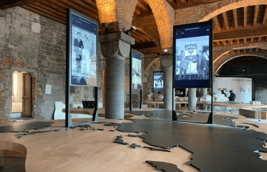 Genova, il bando pubblico delle polemiche: iper-qualificato per lavorare gratis