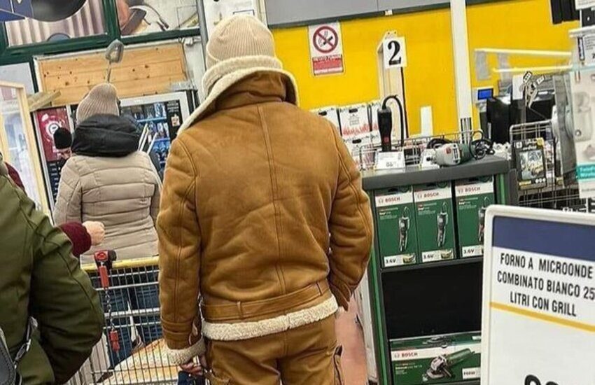 In giro con l’outfit di Messina Denaro: la “nuova moda” nella provincia di Napoli