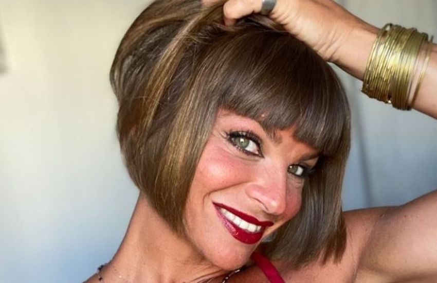 Alessandra Amoroso sfida il gelo, foto bollenti sulla neve per alzare le temperature