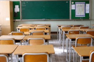 Brindisi, maestro ai domiciliari: accuse di abusi su alcune alunne della scuola primaria