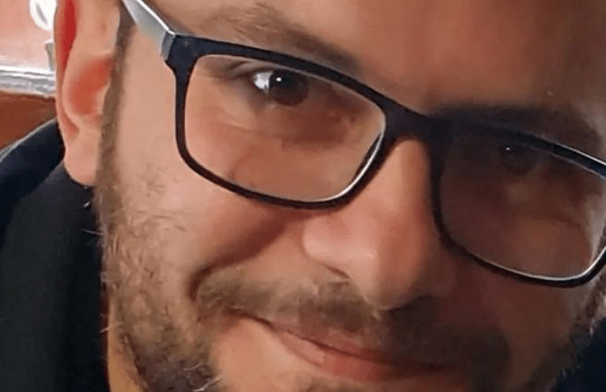 Bergamo, vede un uomo accasciarsi al bar e lo salva col defibrillatore: “Sei stato un angelo”