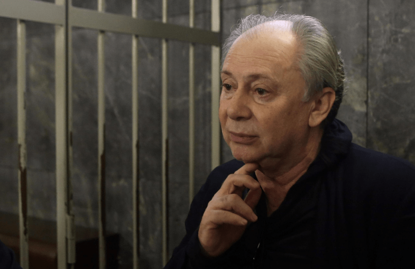Lele Mora, l’unico condannato per le cene ad Arcore: “Macché bunga bunga… C’era chi si travestiva”