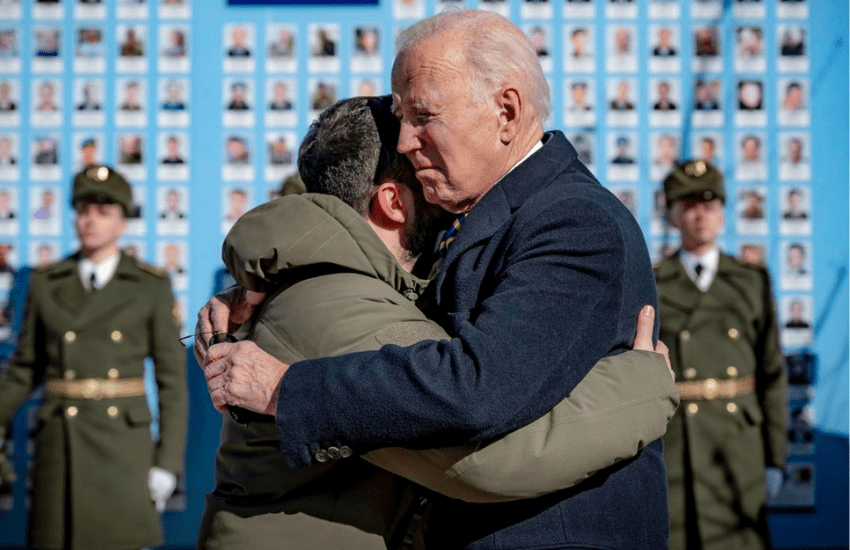 “Biden è come Hitler. Uccidiamolo”: le reazioni russe alla visita del presidente Usa a Kiev
