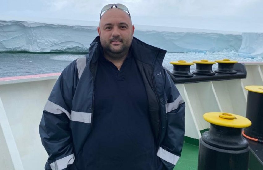 Nave Rompighiaccio Laura Bassi in Antartide: a bordo anche Claudio Ingalisi di Acitrezza