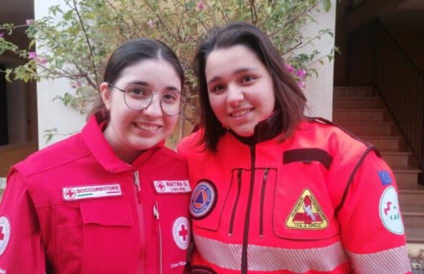 Bimbo rischia di soffocare, salvato da due sorelle pontine