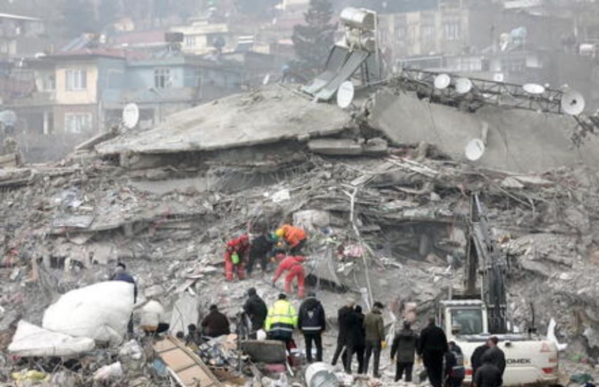 Terremoto Turchia e Siria, è una catastrofe umanitaria. I morti sono quasi 25mila