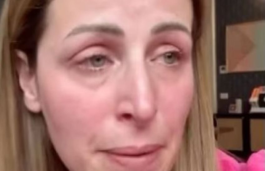 ClioMakeUp disperata in lacrime: “Ho paura, la vita è una m…a”