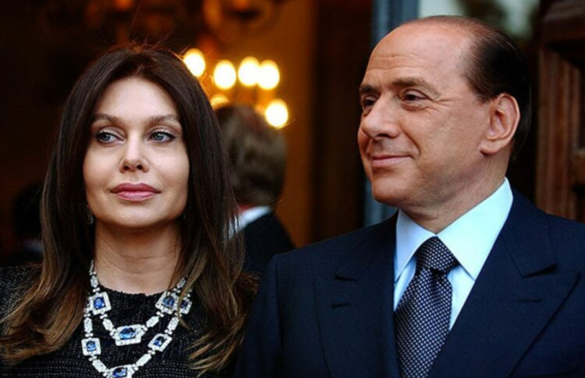 L’ex moglie di Berlusconi Veronica Lario rompe il silenzio: “Trattata come una velina ingrata”