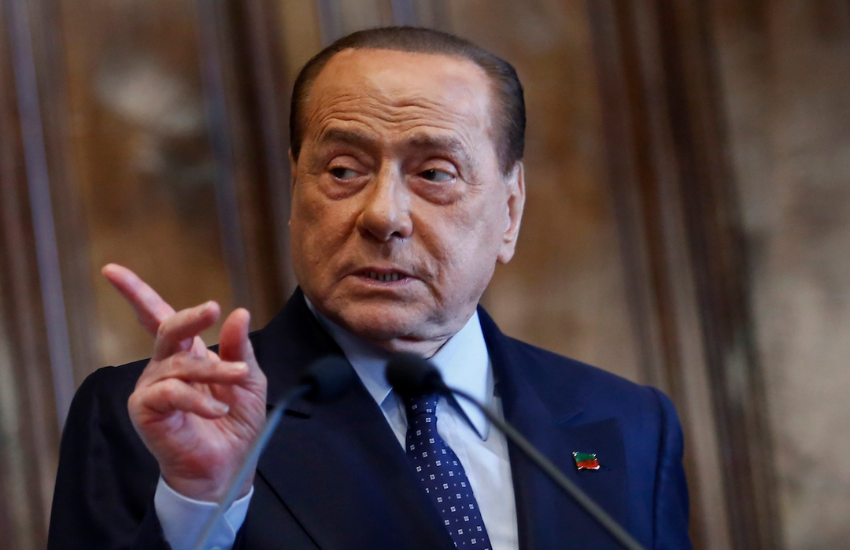 Clamorose novità sul testamento colombiano di Berlusconi: un falso realizzato con un collage di pezzi presi da Internet?
