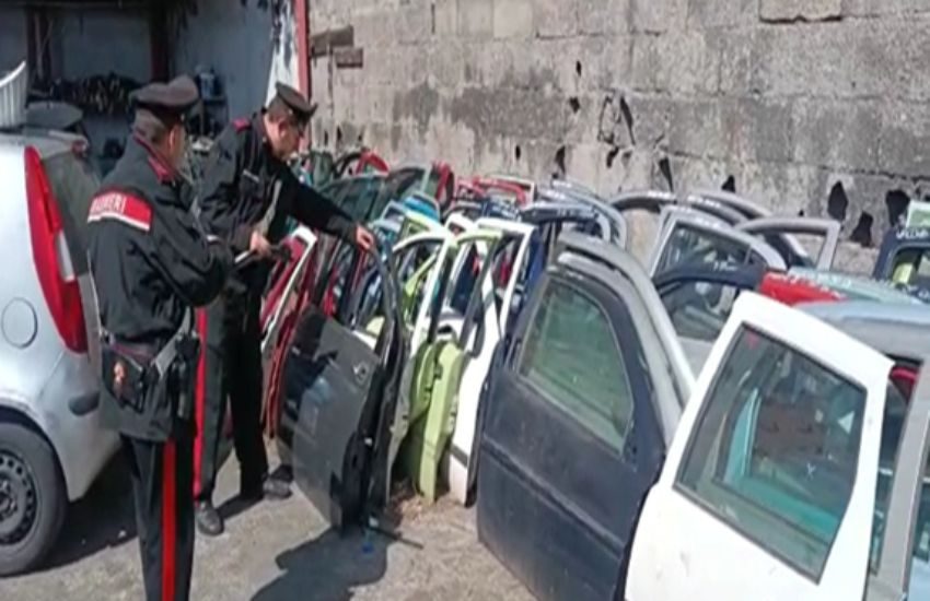 Catania, furti di parti di veicoli: chiuso il “bazar” dei pezzi rubati ed effettuati 6 arresti