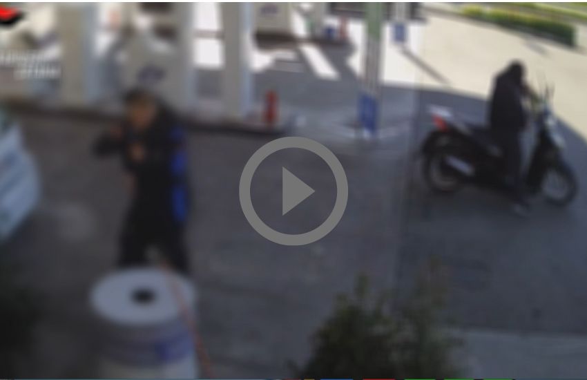 [VIDEO] Paternò, rapina violenta nel centrale Corso Italia, ecco i nomi degli arrestati beccati tramite le telecamere
