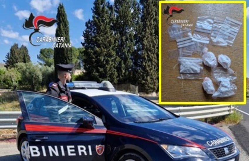 Ramacca, fermato dai Carabinieri con la cocaina negli slip: arrestato