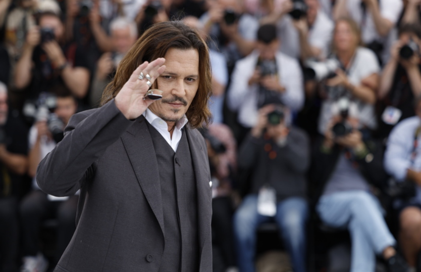 Altra tegola per Johnny Depp: l’attrice Lola Glaudini di “Blow” lo accusa di maltrattamenti sul set