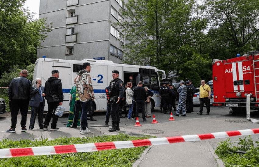 Mosca attaccata con droni: Kiev nega che si sia stata reazione all’aggressione subita dalla capitale ucraina (VIDEO)