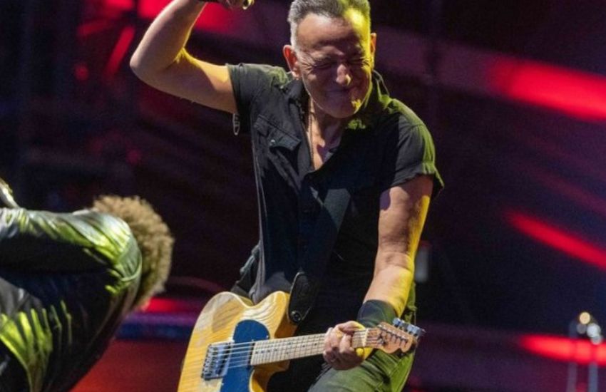 Concerto di Bruce Springsteen a Ferrara, si terrà o no? Scoppia la polemica social: “È incredibile…”