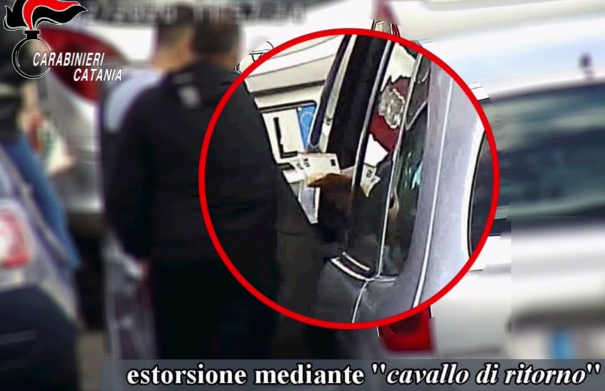 Catania: Operazione “Carback”, bloccato sodalizio criminale dedito alle estorsioni, 68 arresti, ecco i nomi