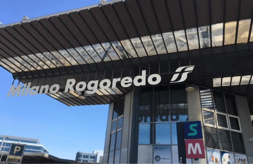 Rogoredo, accoltella tre persone sul treno e minaccia gli agenti: “Vi ammazzo tutti”