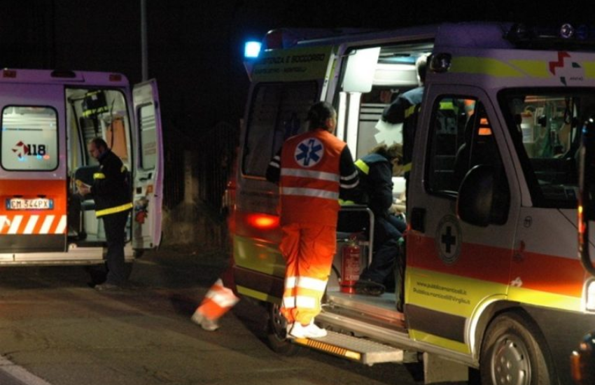 Tragedia a Treviso: auto esce di strada e finisce in un canale, due morti e due feriti gravi