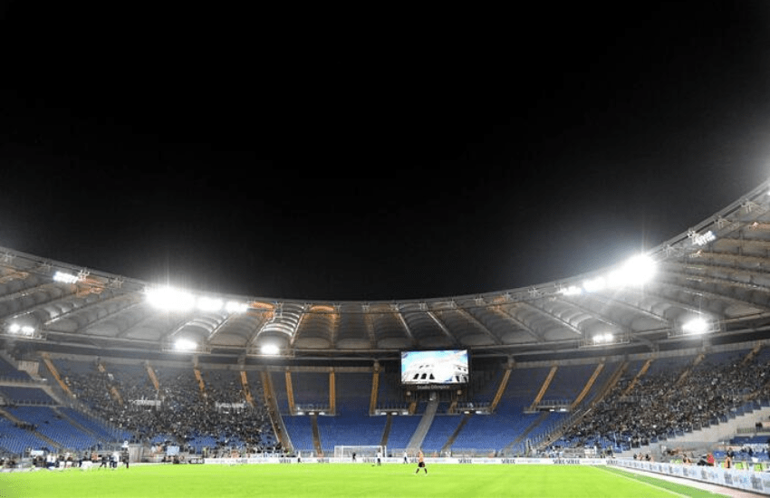 Calcio: stop alle partite se ci sono cori o atti antisemiti