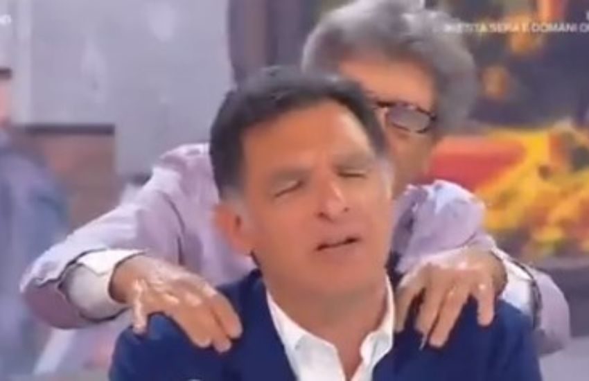 Lite in diretta tra Tiberio Timperi e Gianni Ippoliti che lascia lo studio [VIDEO]
