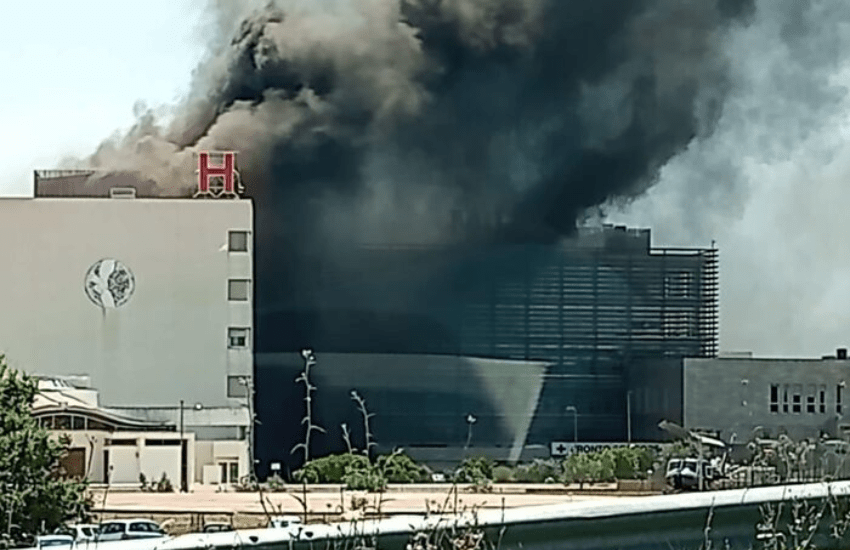 Incendio nell’ospedale: pazienti e personale del “Miulli” evacuati (VIDEO)