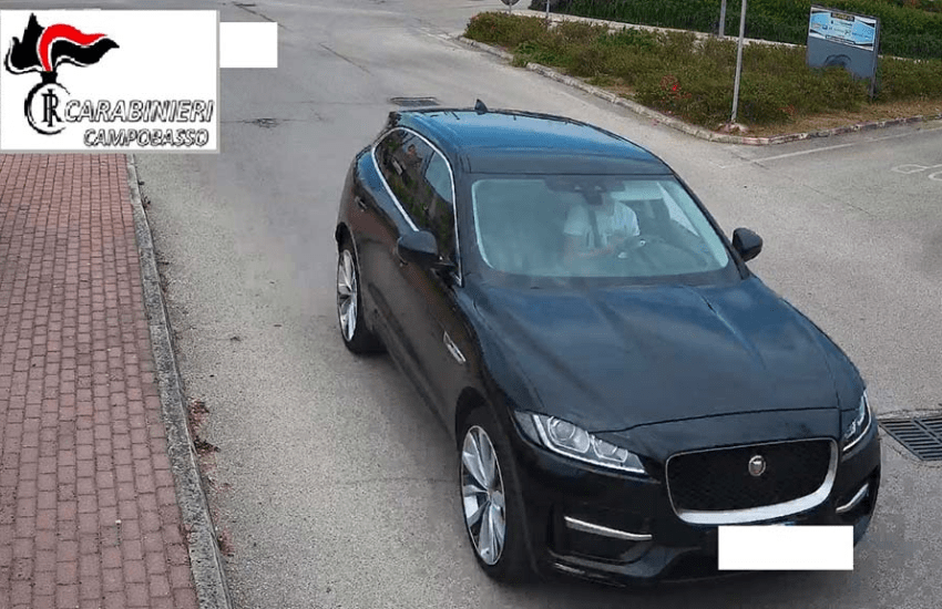 Termoli: si vantava sui social delle auto rubate, arrestato 19enne