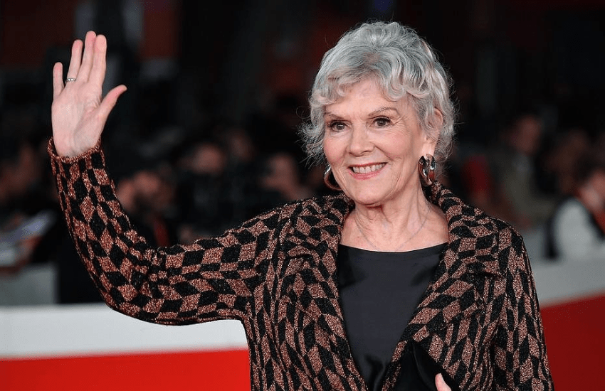 Caterina Caselli: “Ho accertato che non sono morta”