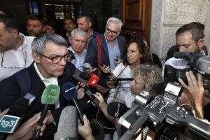 Primo Maggio 2026, sindacati in piazza per il ‘lavoro dignitoso’: Landini attacca il Decreto Lavoro