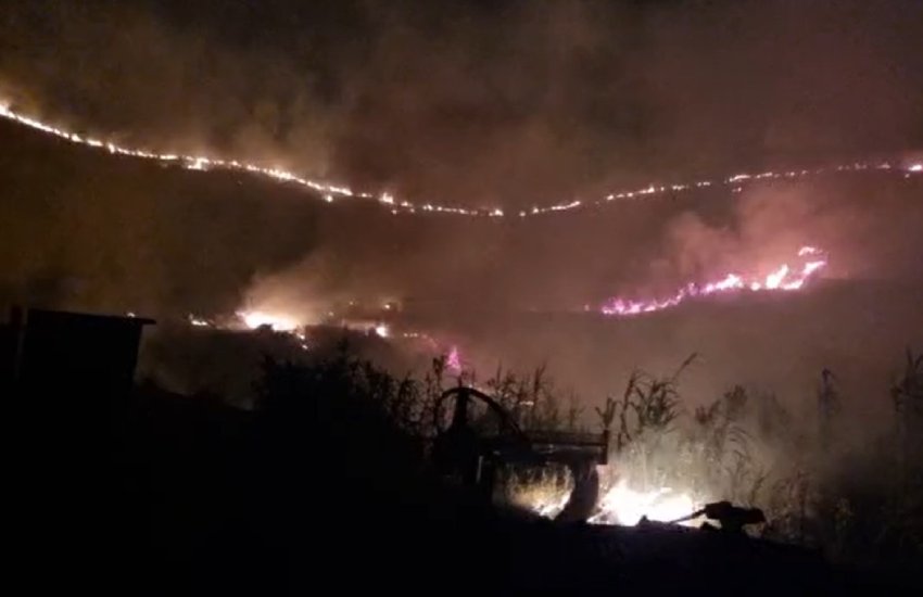 Incendio a Gaeta: vasto il fronte delle fiamme. Devastato Monte Ercole