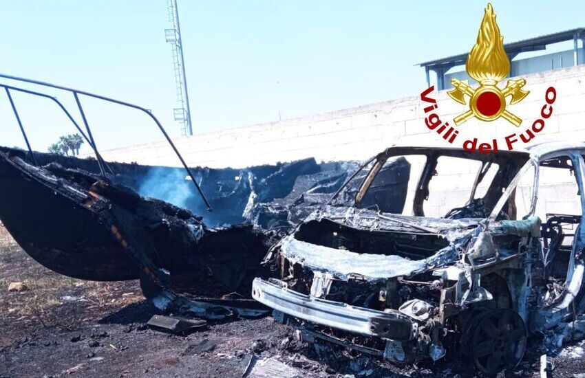 Paura nel Salento. Spaventoso incendio nel primo pomeriggio, ecco i danni