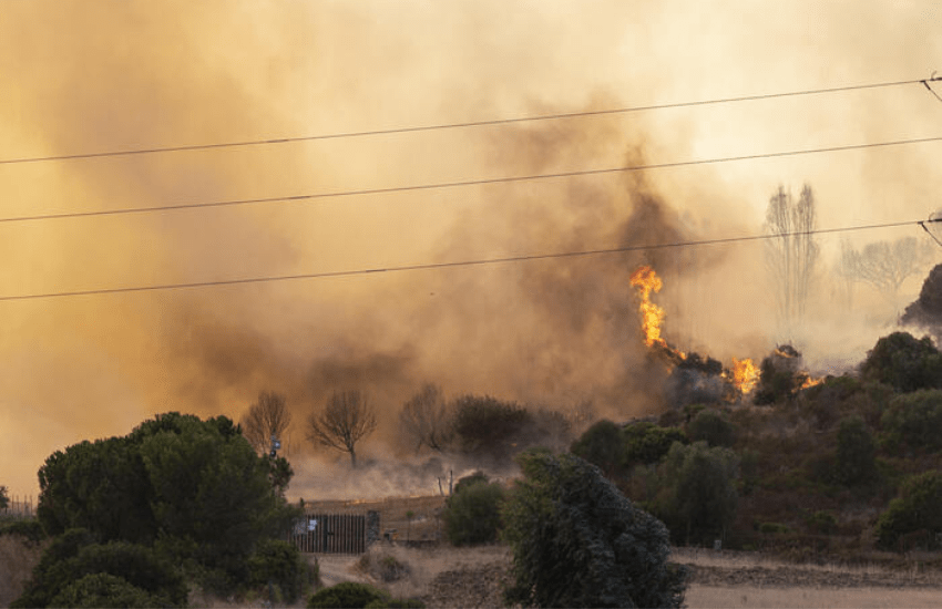 Sardegna, trovati inneschi: caccia ai piromani (VIDEO)