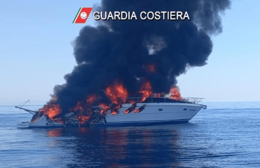 Livorno: barca di 13 metri con a bordo tre bambini distrutta dalle fiamme